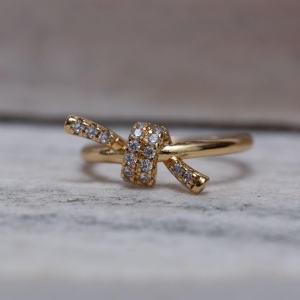 ANEL NÓZINHO CRAVEJADO CT BANHO OURO 18K