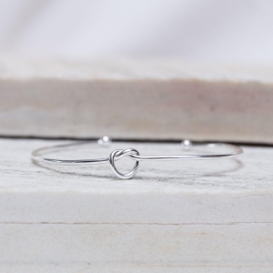 BRACELETE NÓZINHO FINO BANHO PRATA