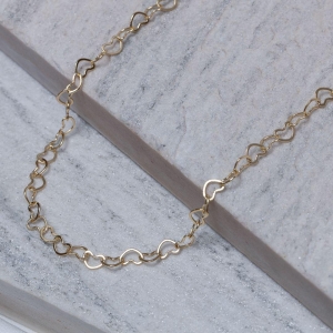 CHOKER ELOS CORAÇÕES BANHO OURO 18K