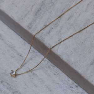 COLAR PONTO DE LUZ CRISTAL BANHO OURO 18K