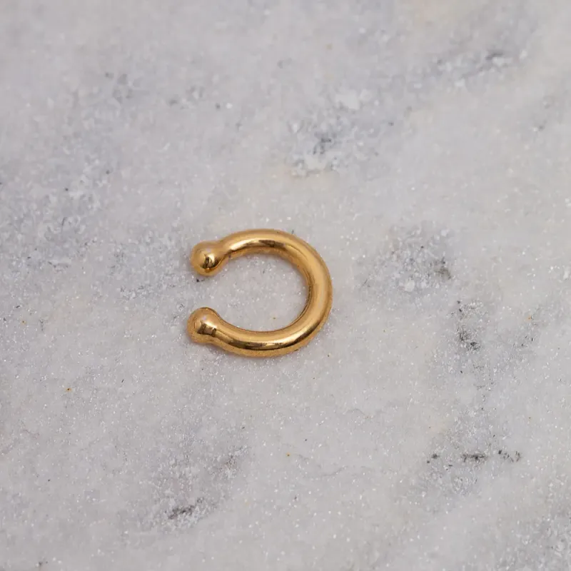 BRINCO FAKE ARGOLA LISA MINI BANHO OURO 18K