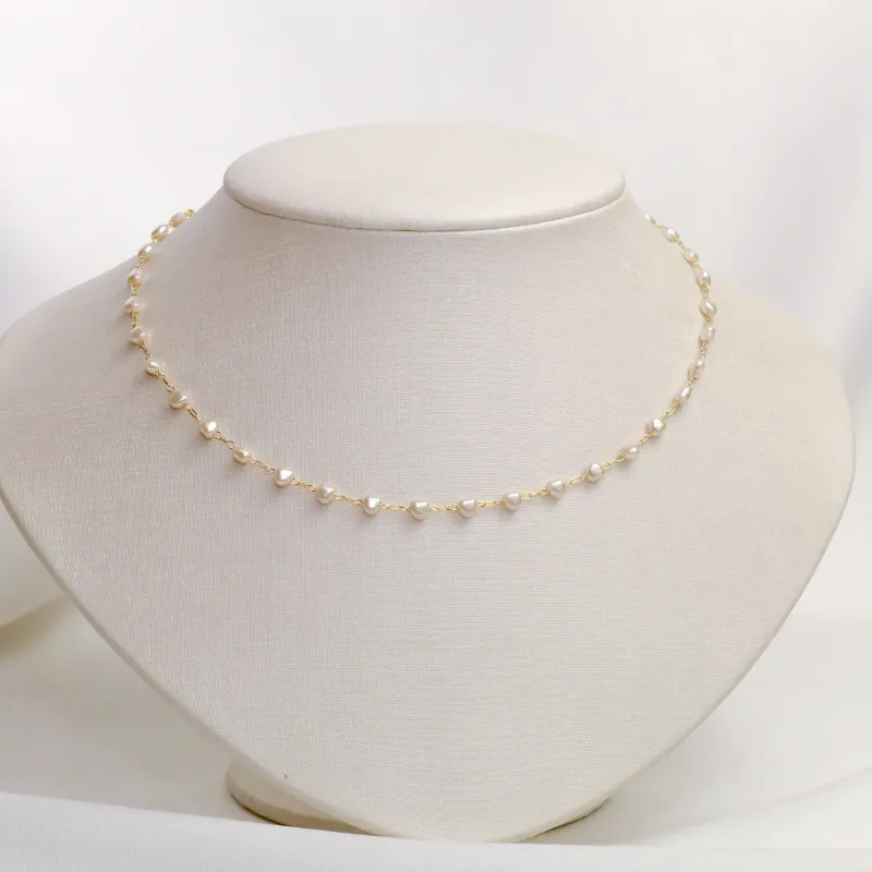 COLAR CHOKER PÉROLA CORAÇÃO BANHO OURO 18K