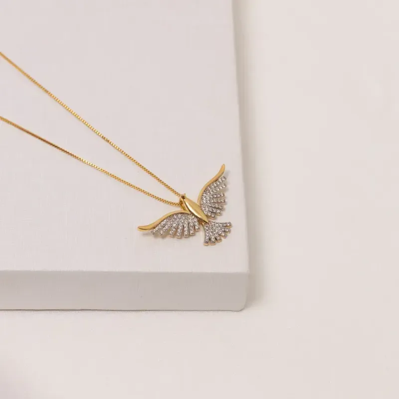 COLAR ESPÍRITO SANTO COM CANETA RÓDIO BRANCO BANHO OURO 18K