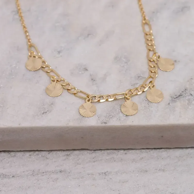 CHOKER ELO GROUMET COM PINGENTE REDONDO BANHO OURO 18K