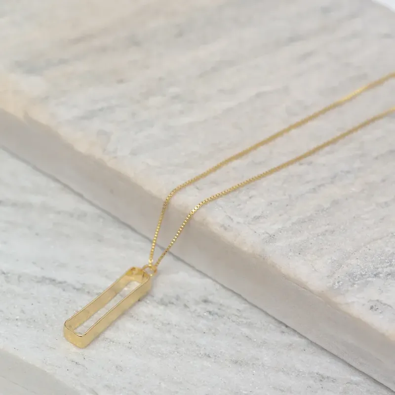 COLAR MINIMALISTA LISO VAZADO BANHO OURO 18K