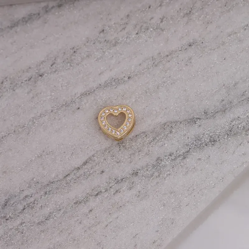 PINGENTE CORAÇÃO COM ZIRCÔNIAS BANHO OURO 18K