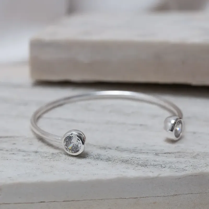 BRACELETE PONTO DE LUZ DUPLO COM PEDRA CRISTAL BANHO PRATA