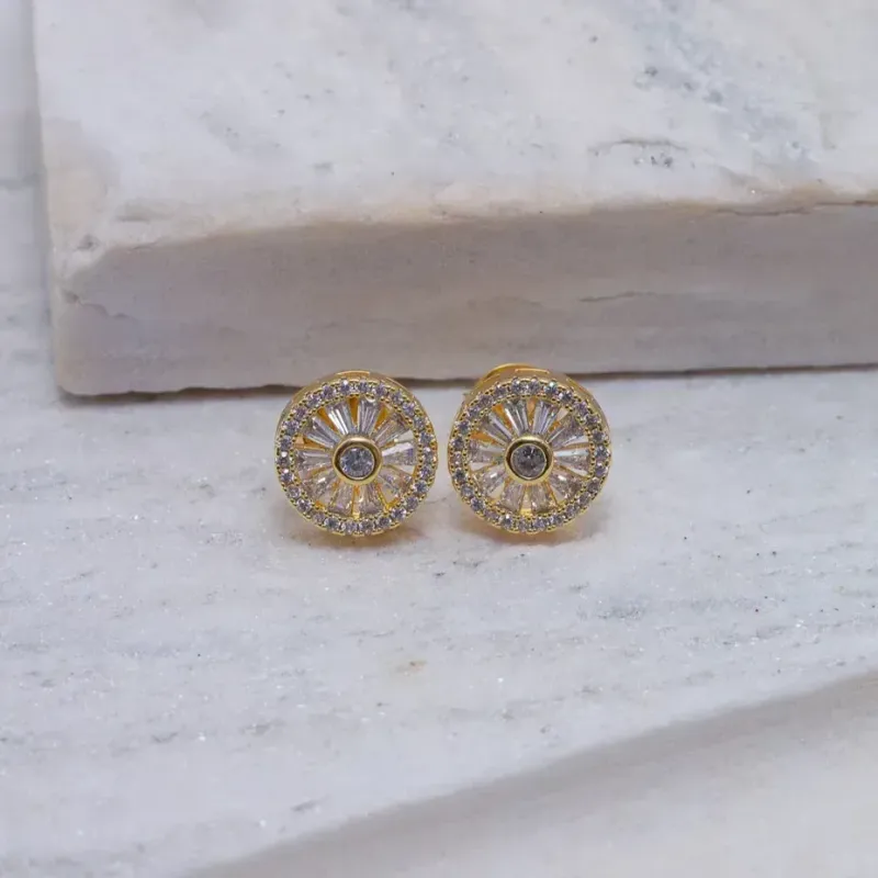 BRINCO PIZZA CRAVEJADO COM ZIRCÔNIAS CRISTAIS BANHO OURO 18K