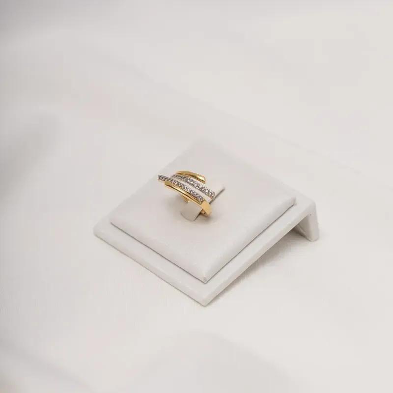 ANEL 4 FILEIRAS LISO E COM ZIRCÔNIAS BANHO OURO 18K