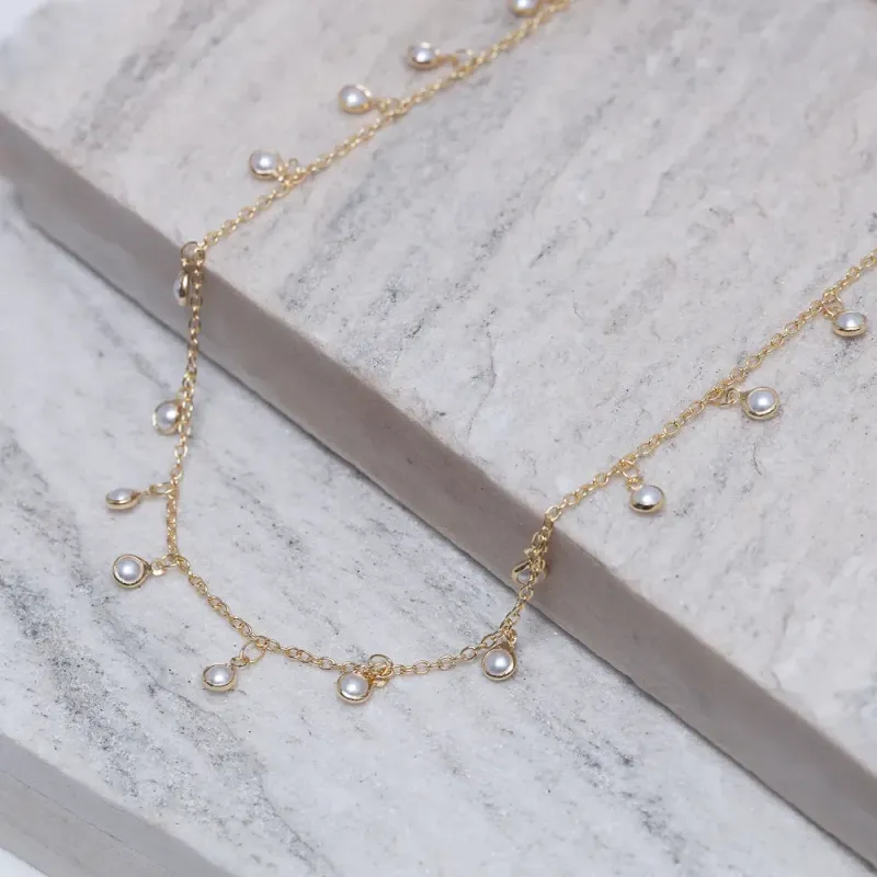 CHOKER PÉROLAS BANHO OURO 18K
