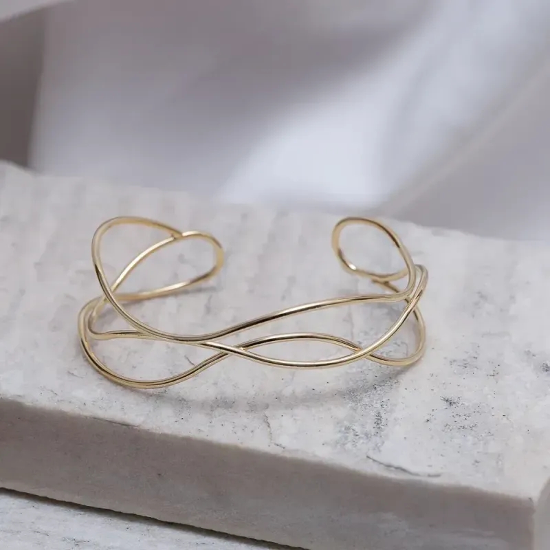 BRACELETE ORGÂNICO ARAMADO BANHO OURO 18K