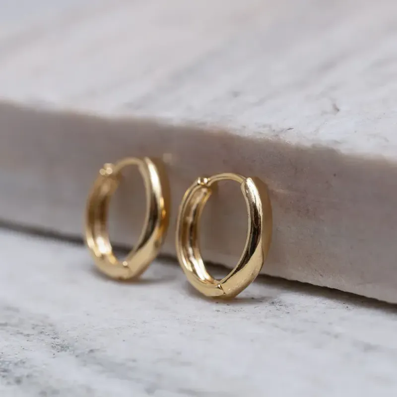 BRINCO ARGOLA M LISA BANHO OURO 18K