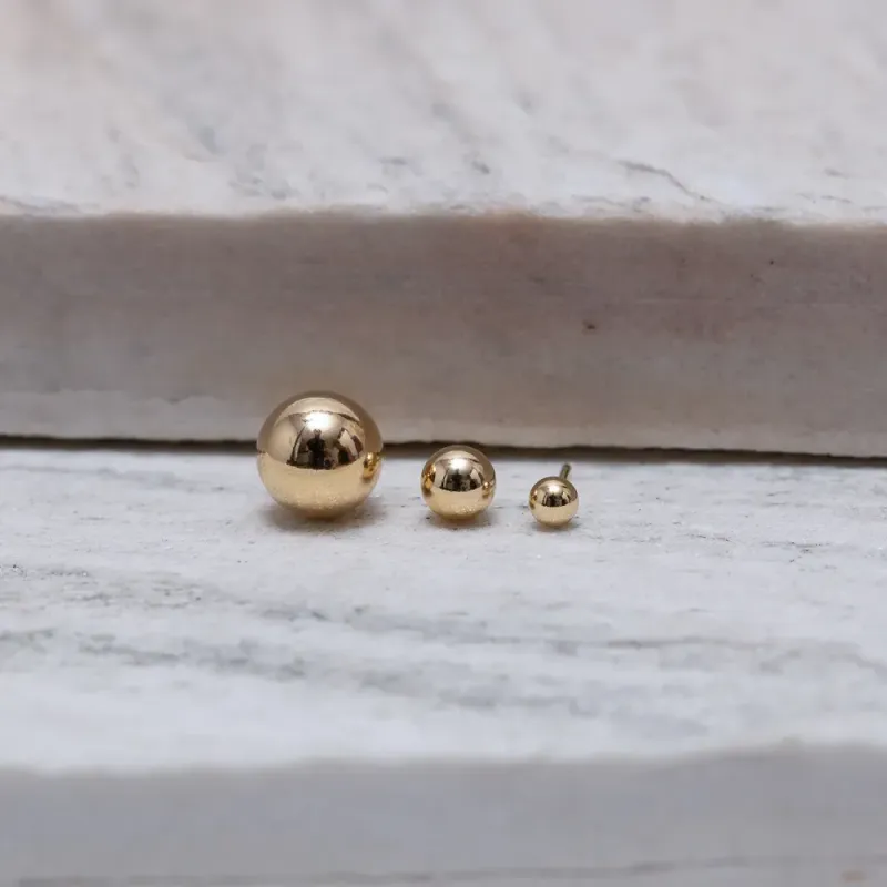 BRINCO BOLINHA LISA M BANHO OURO 18K