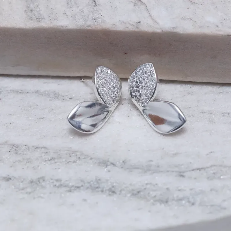 BRINCO BUTERFLY LISO E CRAVEJADO BANHO PRATA