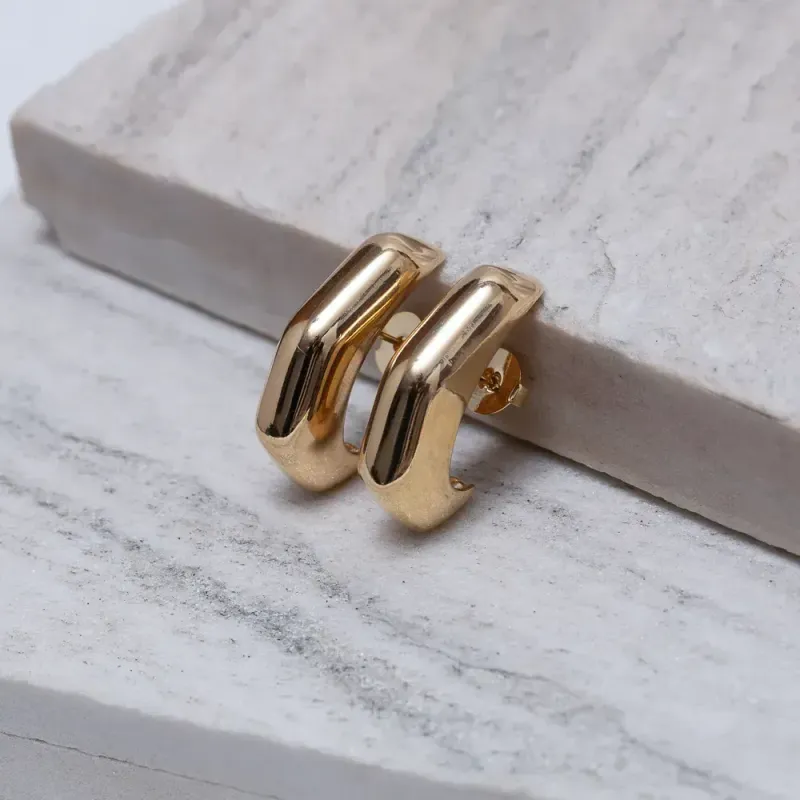 BRINCO EAR CUFF GRANDE LISO BANHO OURO 18K