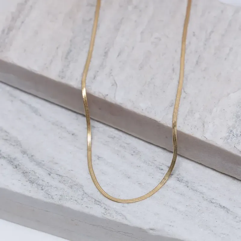 COLAR FITA ESPELHADA 60 CM BANHO OURO 18K