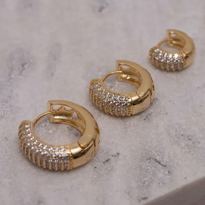 BRINCO ARGOLA G CRAVEJADA BANHO OURO 18K