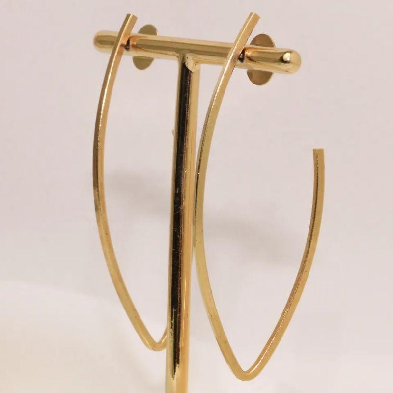 BRINCO ARGOLA OVAL MINIMALISTA BANHO OURO 18K