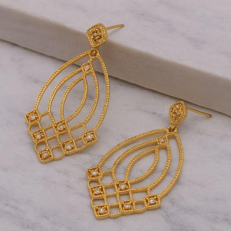 BRINCO INDIANO COM PEDRAS BANHO OURO 18K