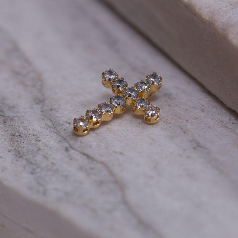 PINGENTE CRUZ P COM ZIRCÔNIAS CRISTAIS BANHO OURO 18K