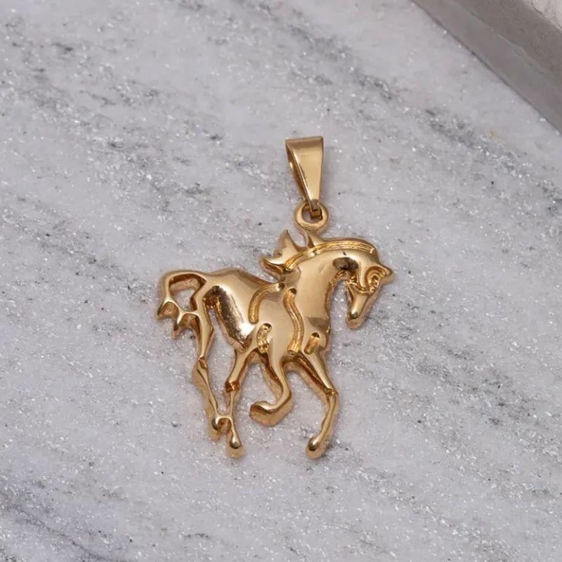 PINGENTE CAVALO BANHO OURO 18K