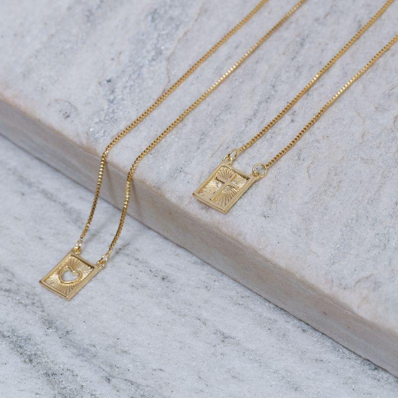 COLAR ESCAPULÁRIO M CORAÇÃO E CRUZ BANHO OURO 18K