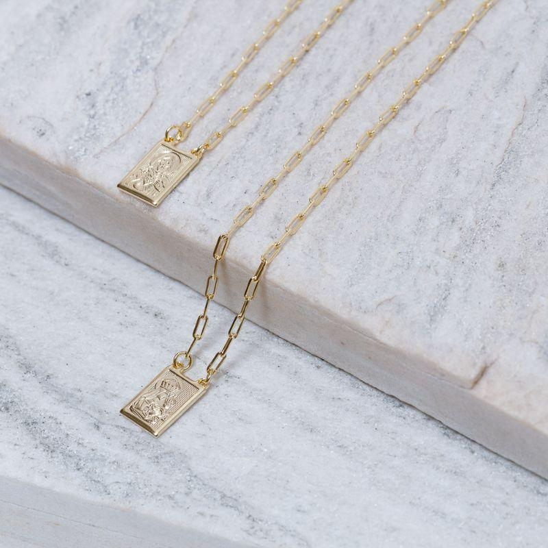 COLAR ESCAPULÁRIO O SENHOR TE ABENÇOE E TE GUARDE BANHO 18K
