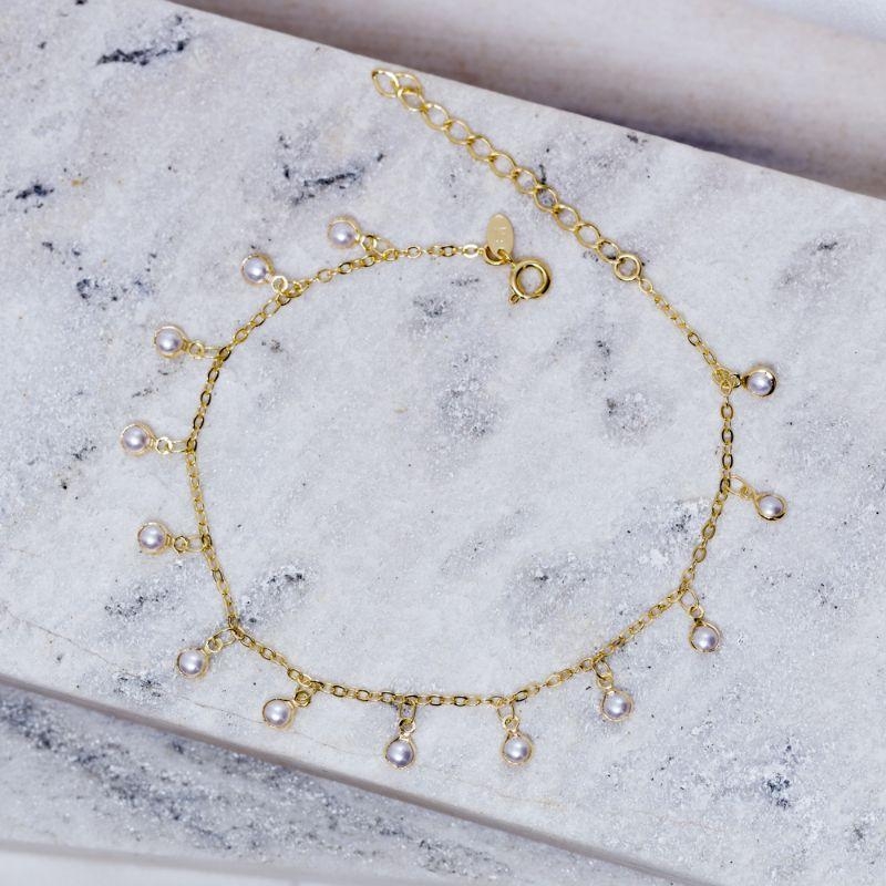 TORNOZELEIRA COM PÉROLAS BANHO OURO 18K