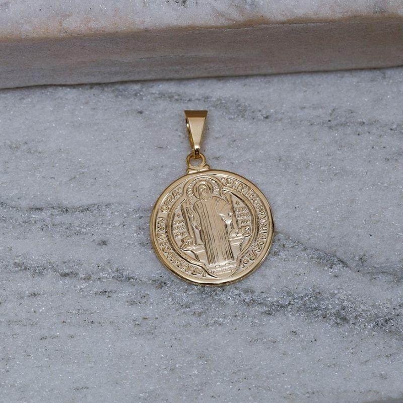 PINGENTE MEDALHA SÃO BENTO G BANHO OURO 18K