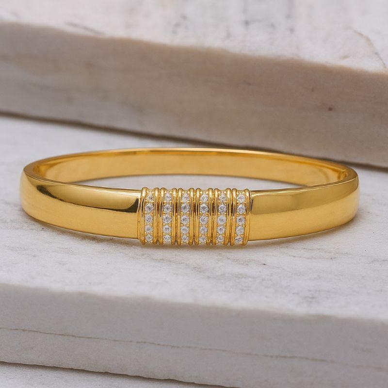 BRACELETE COM ZIRCÔNIAS CRISTAIS BANHO OURO 18K