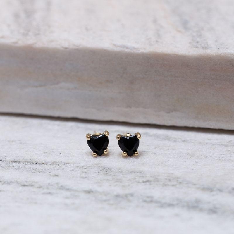 BRINCO CORAÇÃO PP COM PEDRA NEGRA BANHO OURO 18K