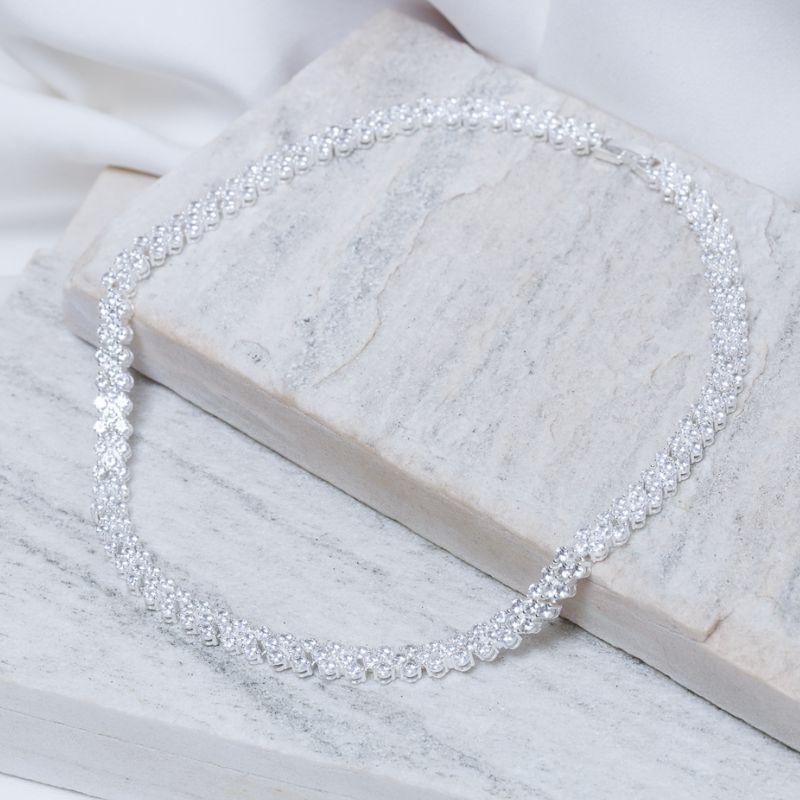 COLAR RIVIERA FLOR DE VERBENA CRISTAL BANHO PRATA