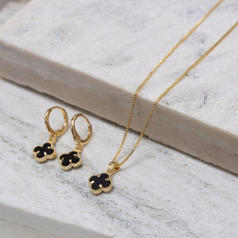 CONJUNTO VIRGÍNIA PEDRA PRETA BANHO OURO 18K