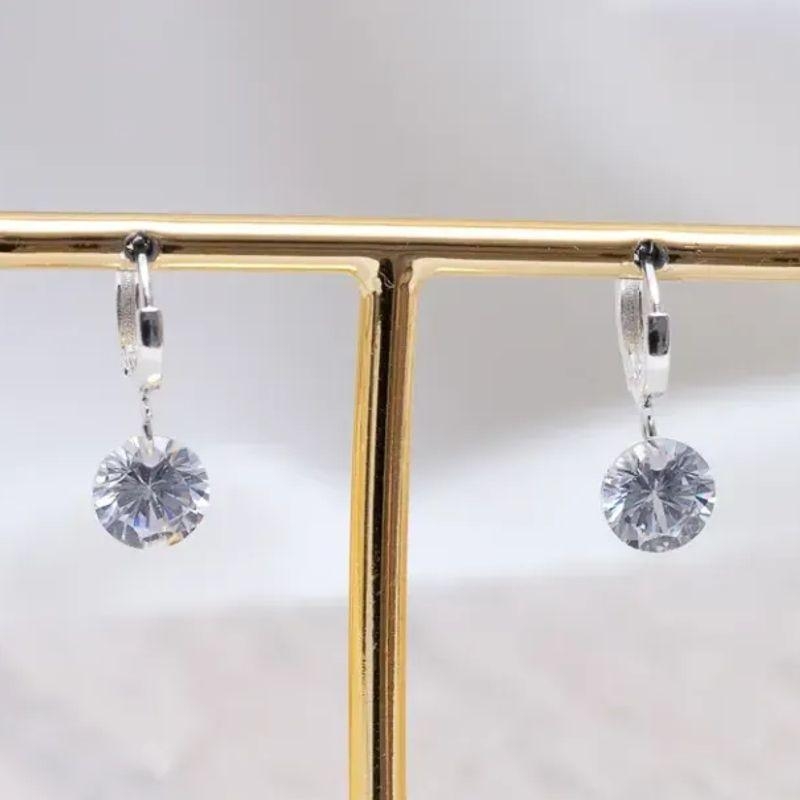 BRINCO ARGOLINHA PONTO DE LUZ BANHO PRATA