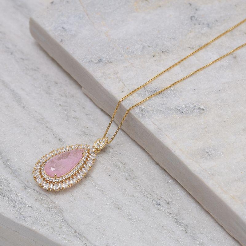 COLAR GOTA COM ZIRCÔNIAS E PEDRA ROSA CLARO M BANHO OURO 18K