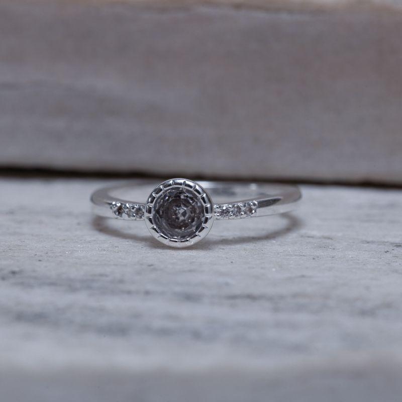 ANEL BOLINHA DIAMANTADA COM CRISTAL BANHO PRATA