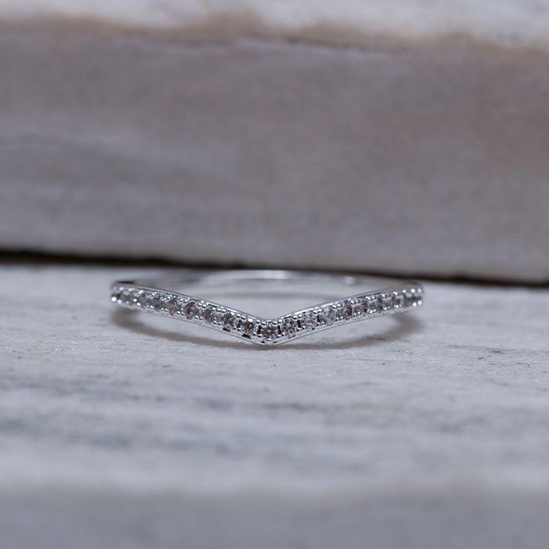 ANEL ONDINHA DO MAR COM CRAVEJADA BANHO PRATA