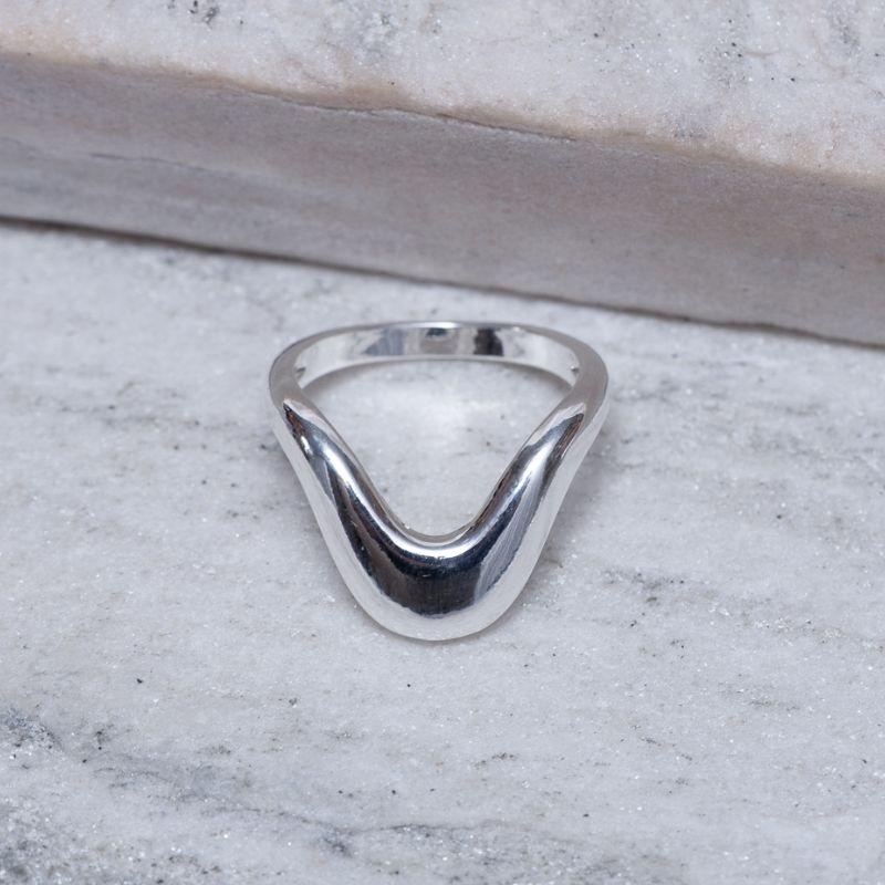 ANEL PONTE AGUDO LISO BANHO PRATA