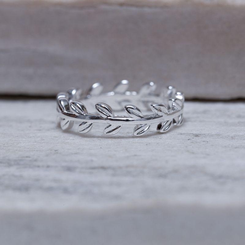 ANEL RAMINHOS LISOS BANHO PRATA