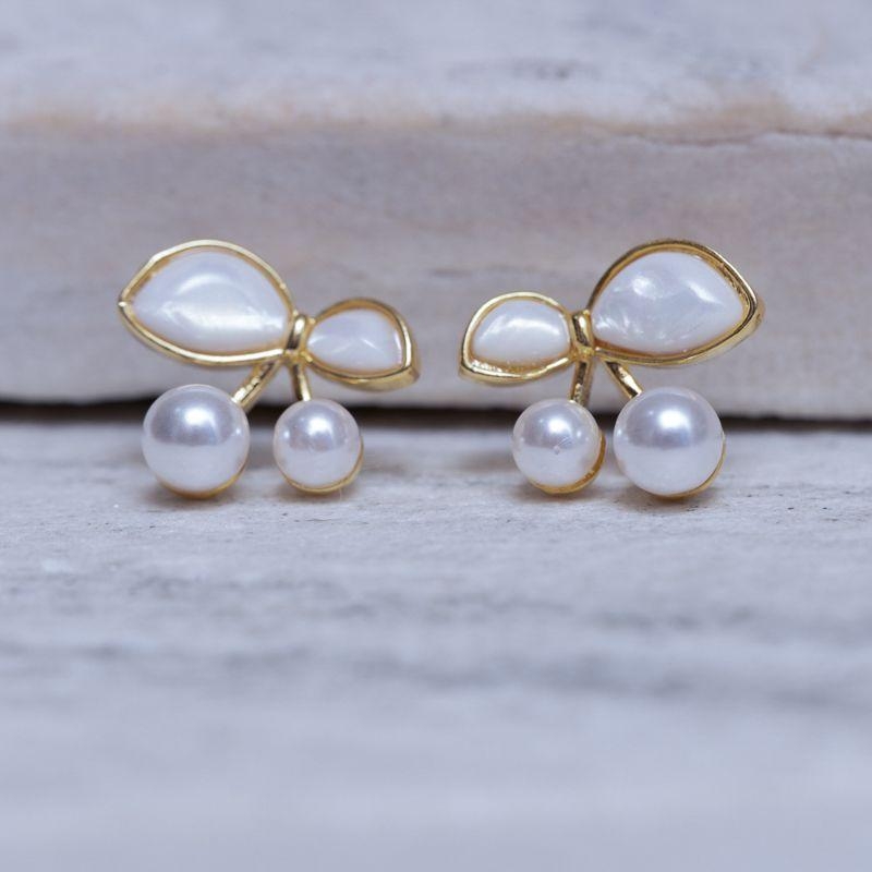 BRINCO CHERRY COM PÉROLAS BANHO OURO 18K