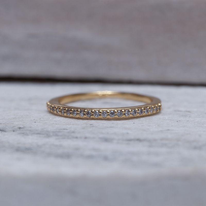 ANEL APARADOR ÚNICO FINO CRAVEJADO BANHO OURO 18K