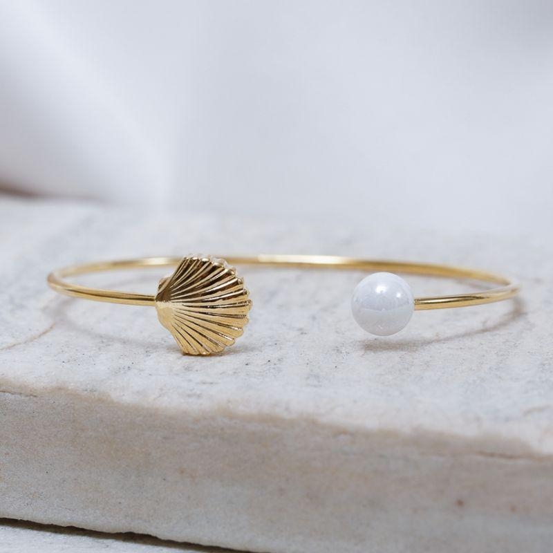 BRACELETE CONCHA COM PÉROLA BANHO OURO 18K