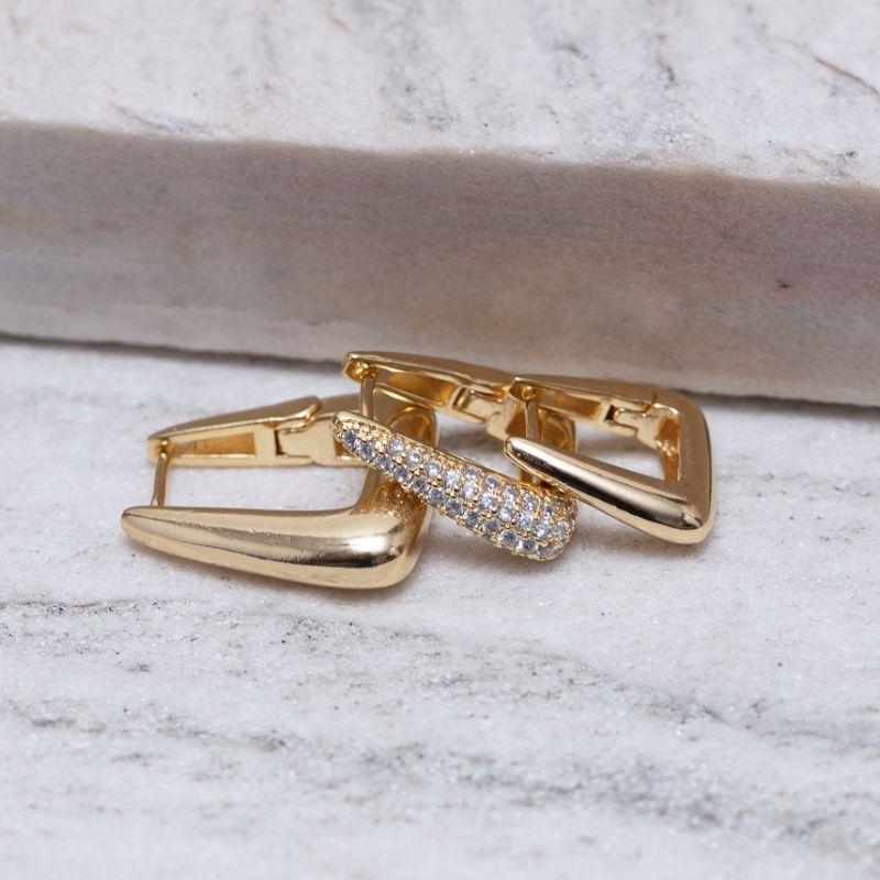 BRINCO ARGOLA G RETANGULAR LISO BANHO OURO 18K