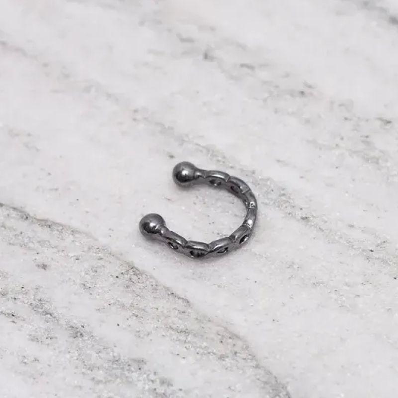 BRINCO FAKE ARGOLA TRABALHADA P BANHO RÓDIO NEGRO