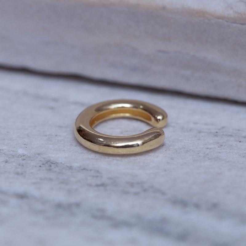 BRINCO FAKE LISO ABAULADO BANHO OURO 18K