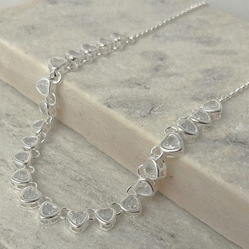 CHOKER CORAÇÃO COM ZIRCÔNIAS CRISTAIS BANHO PRATA