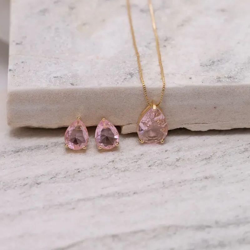 CONJUNTO GOTA COM PEDRA ROSA CLARO BANHO  OURO 18K