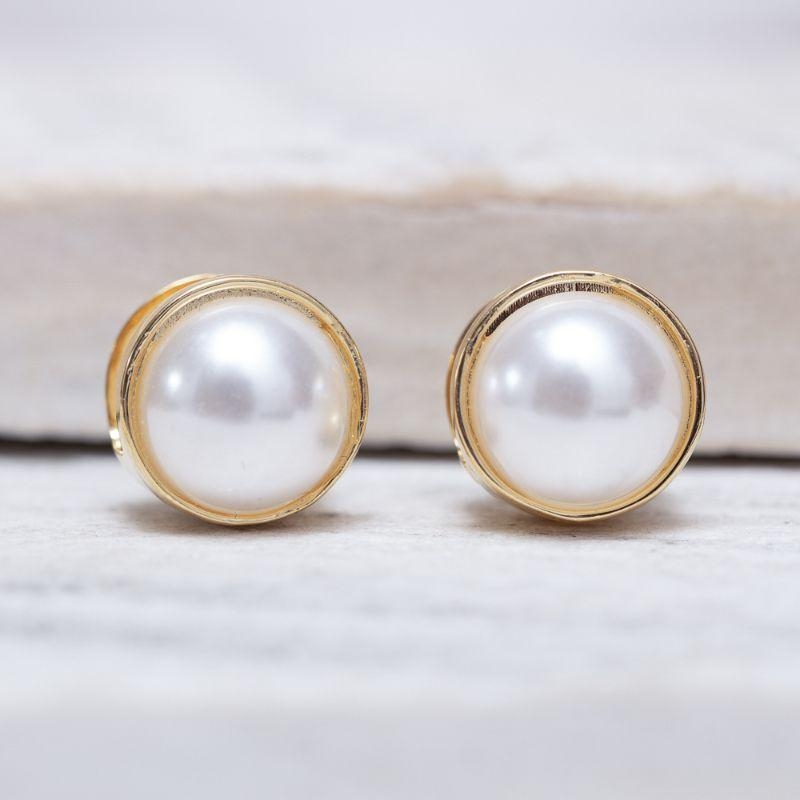 BRINCO ARGOLA REDONDA COM PÉROLA BANHO OURO 18K