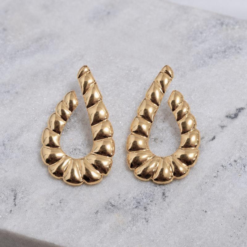BRINCO GOTA EVA BANHO OURO 18K