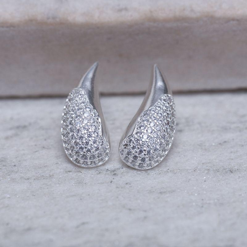 BRINCO GOTINHA CRAVEJADA BANHO PRATA